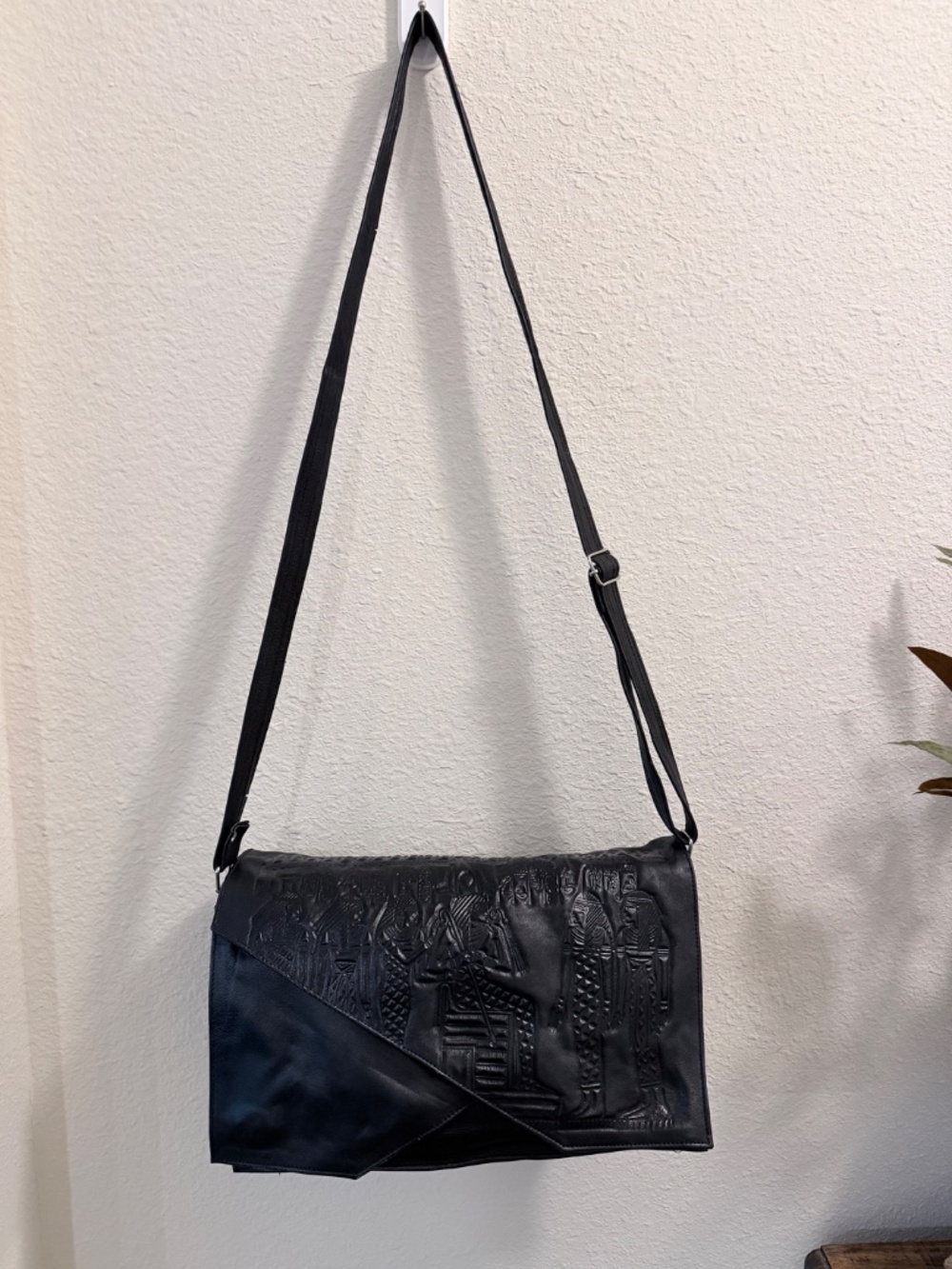 Artisan Black Leather Egyptian Hand-Tooled Embossed Crossbody Bag - Picture 14 of 14